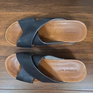 CHOCOLAT BLU BLACK LEATHER CORK WEDGES 7